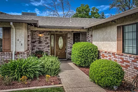 478 Rosewood Dr, Redding, CA 96003 photo 3