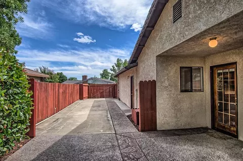 478 Rosewood Dr, Redding, CA 96003 photo 23