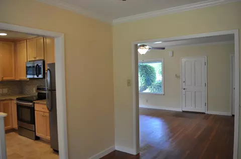 869 South St, Redding, CA 96001 photo 5