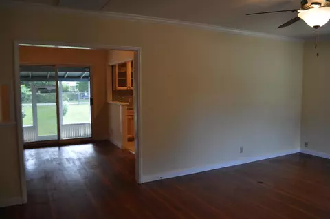 869 South St, Redding, CA 96001 photo 11