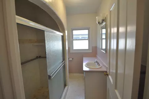 869 South St, Redding, CA 96001 photo 13