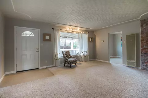 5196 E Bonnyview Rd, Redding, CA 96001 photo 11