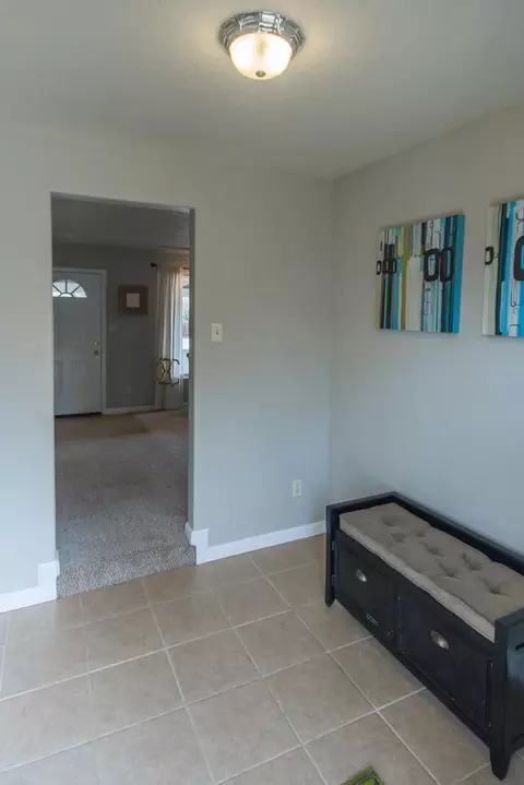 5196 E Bonnyview Rd, Redding, CA 96001 photo 13