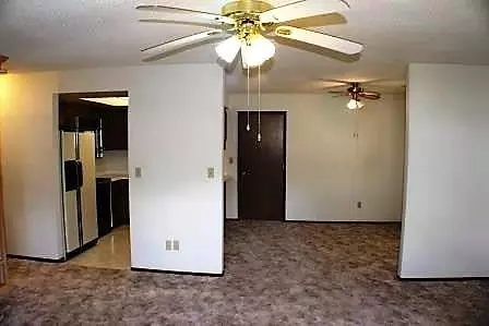 1812 Del Mar Ave, Redding, CA 96003 photo 9
