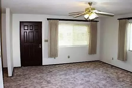 1812 Del Mar Ave, Redding, CA 96003 photo 2