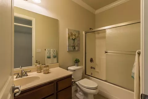 2305 Suzette Ave, Redding, CA 96002 photo 20