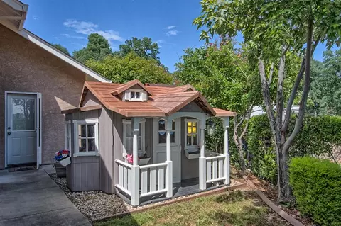 3381 Stanford Dr, Redding, CA 96003 photo 37