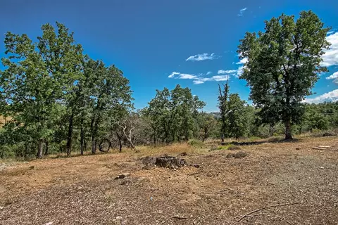 3381 Stanford Dr, Redding, CA 96003 photo 46