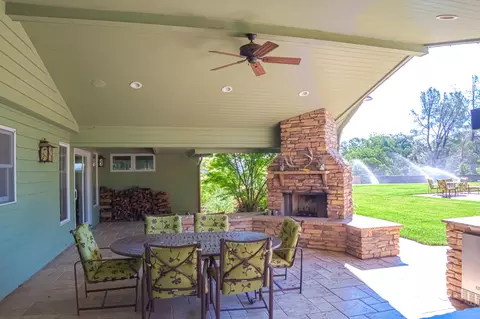8789 Heritage Ct, Redding, CA 96001 photo 21