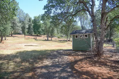 13042 Tierra Oaks Dr, Redding, CA 96003 photo 22