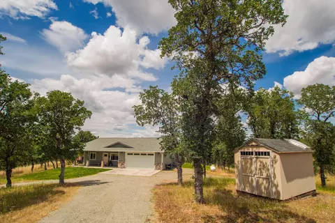 20124 Niche Dr, Red Bluff, CA 96080 photo 2