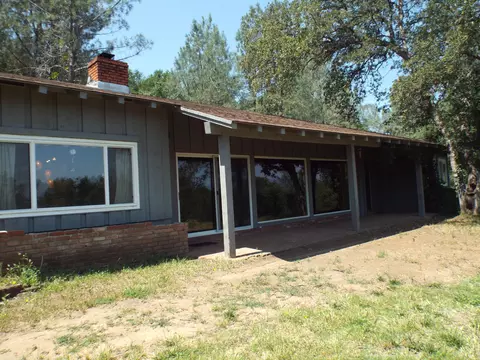 6926 Pine Dr, Anderson, CA 96007 photo 2