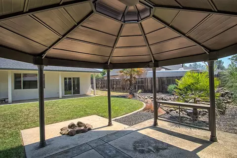 1941 Dellwood Dr, Redding, CA 96003 photo 18