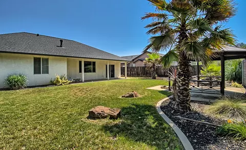 1941 Dellwood Dr, Redding, CA 96003 photo 19