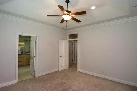 1941 Dellwood Dr, Redding, CA 96003 photo 9