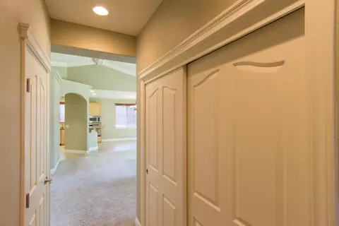1941 Dellwood Dr, Redding, CA 96003 photo 12
