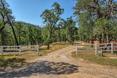 21598 Elk, Redding, CA 96003 photo 18