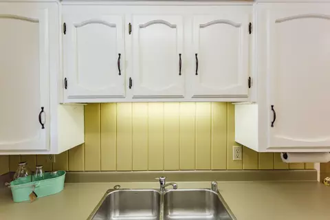 715 Gold St, Redding, CA 96001 photo 8