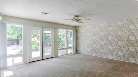 715 Gold St, Redding, CA 96001 photo 12