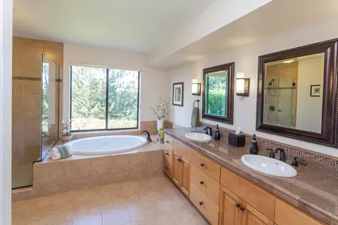 2852 Panorama Dr, Redding, CA 96003 photo 23