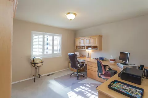 2852 Panorama Dr, Redding, CA 96003 photo 16