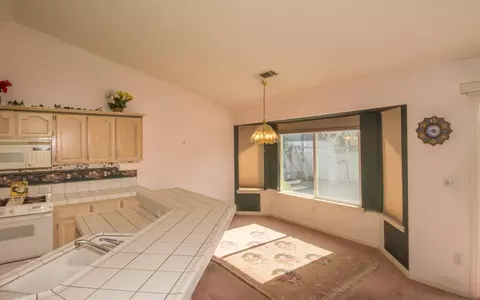 4472 Rose Terrace Dr, Redding, CA 96001 photo 11
