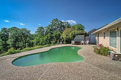 4472 Rose Terrace Dr, Redding, CA 96001 photo 2