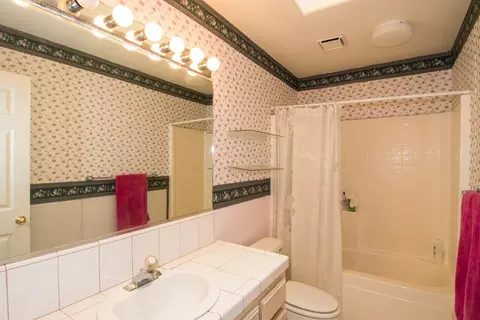 4472 Rose Terrace Dr, Redding, CA 96001 photo 22