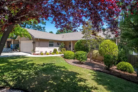 4919 Tralee Ln, Redding, CA 96001 photo 2