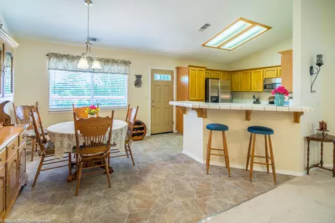 4919 Tralee Ln, Redding, CA 96001 photo 4