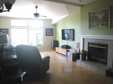 22657 Elk, Redding, CA 96003 photo 11