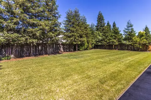 3305 Forest Homes Dr, Redding, CA 96002 photo 16