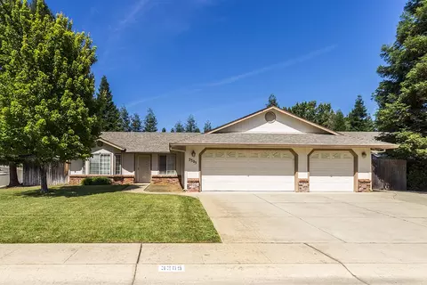 3305 Forest Homes Dr, Redding, CA 96002 photo 1