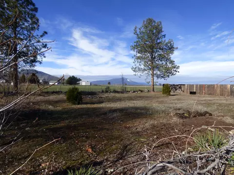 25720 Saddle View Ct, Fall River Mills, CA 96028 photo 12
