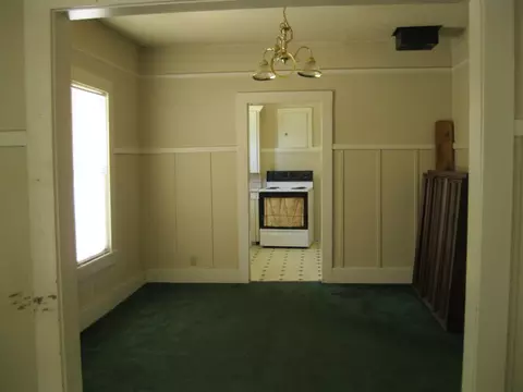 1835 Grace Ave, Redding, CA 96001 photo 4