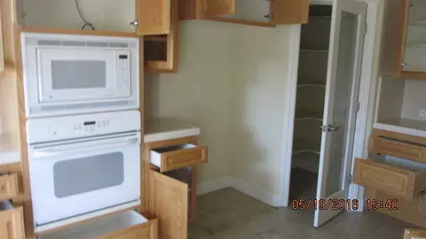 1014 Rollingview Dr, Redding, CA 96003 photo 9