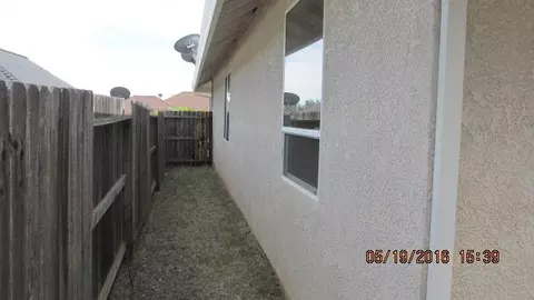 1014 Rollingview Dr, Redding, CA 96003 photo 7