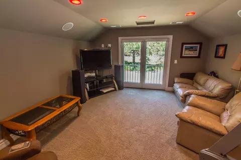 17878 Lake Dr, Lakehead, CA 96051 photo 28
