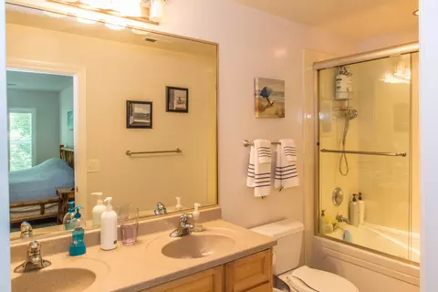 17878 Lake Dr, Lakehead, CA 96051 photo 23