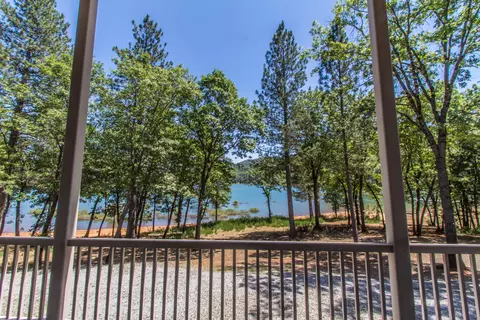 17878 Lake Dr, Lakehead, CA 96051 photo 41