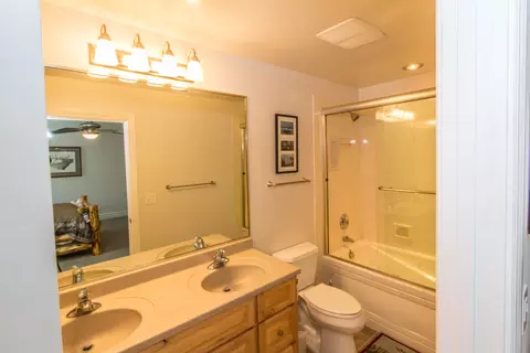 17878 Lake Dr, Lakehead, CA 96051 photo 19