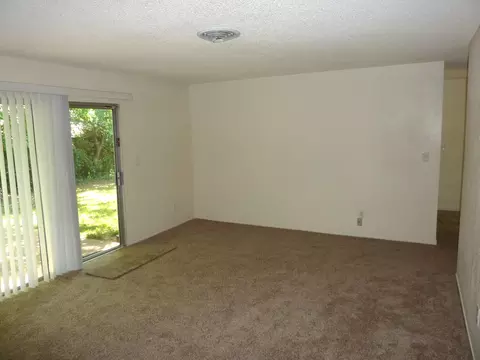 2499 Celestial St, Redding, CA 96002 photo 8