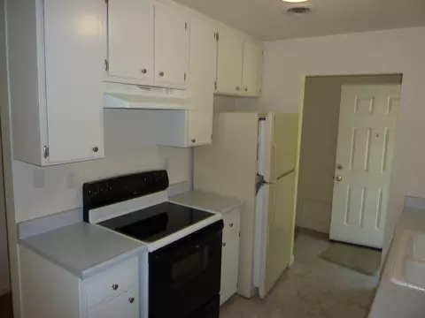 2499 Celestial St, Redding, CA 96002 photo 6