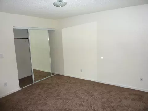 2499 Celestial St, Redding, CA 96002 photo 11
