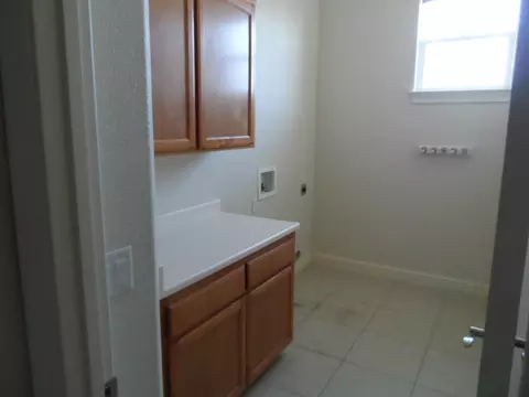 4532 Nantucket Dr, Redding, CA 96001 photo 8
