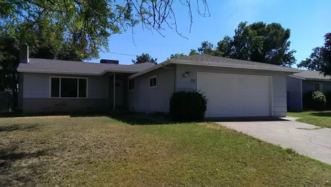 2153 Glengary Dr, Redding, CA 96001 photo 1