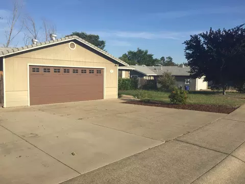 831 Partridge Dr, Redding, CA 96003 photo 2