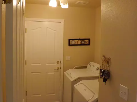1930 Shelby Rd, Redding, CA 96002 photo 11