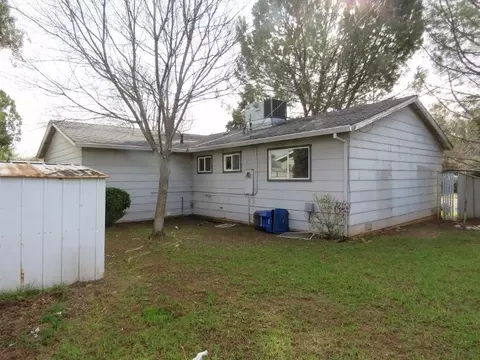 3982 Meteor St, Redding, CA 96002 photo 10