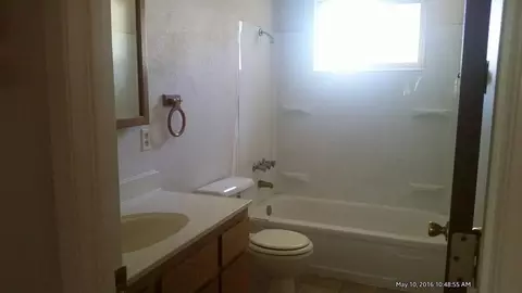 3982 Meteor St, Redding, CA 96002 photo 2